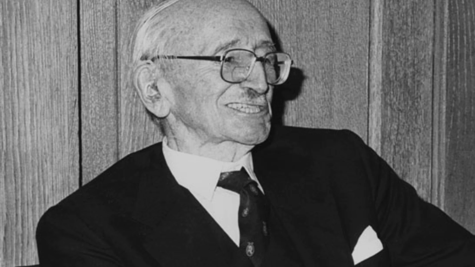 Portrait von Hayek